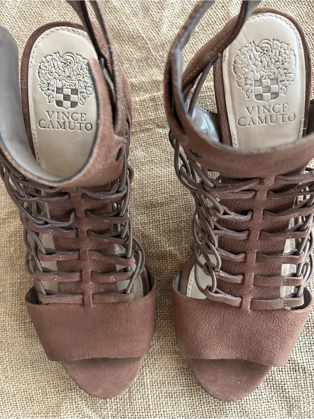 Vince Camuto Women’s Brown Strappy Gladiator Sandals - Casual Summer Heels, Sz 9 - Picture 2 of 6